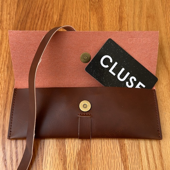 CLUSE NEW Watch Black w/Rose Gold Tone & Leather Straps & Case - Picture 9 of 10